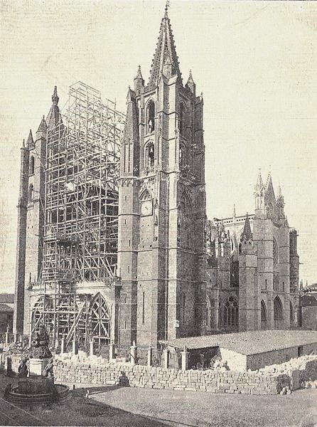 Catedral Gótica de la ciudad de León | Fotos Antiguas | Historia Leonesa | Vidrieras