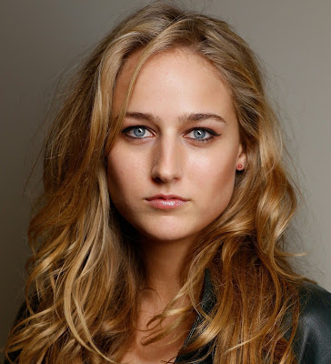 leelee sobieski bio. Leelee Sobieski Biography News Profile Relationships Photo Wallpaper Video.