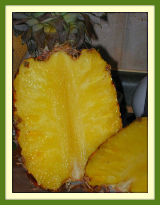 pineapple template for wedding favor