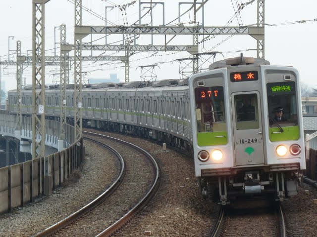 京王電鉄　通勤快速　橋本行き8　都営10-000形220F 240F