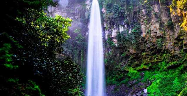 Air Terjun Grojogan Sewu