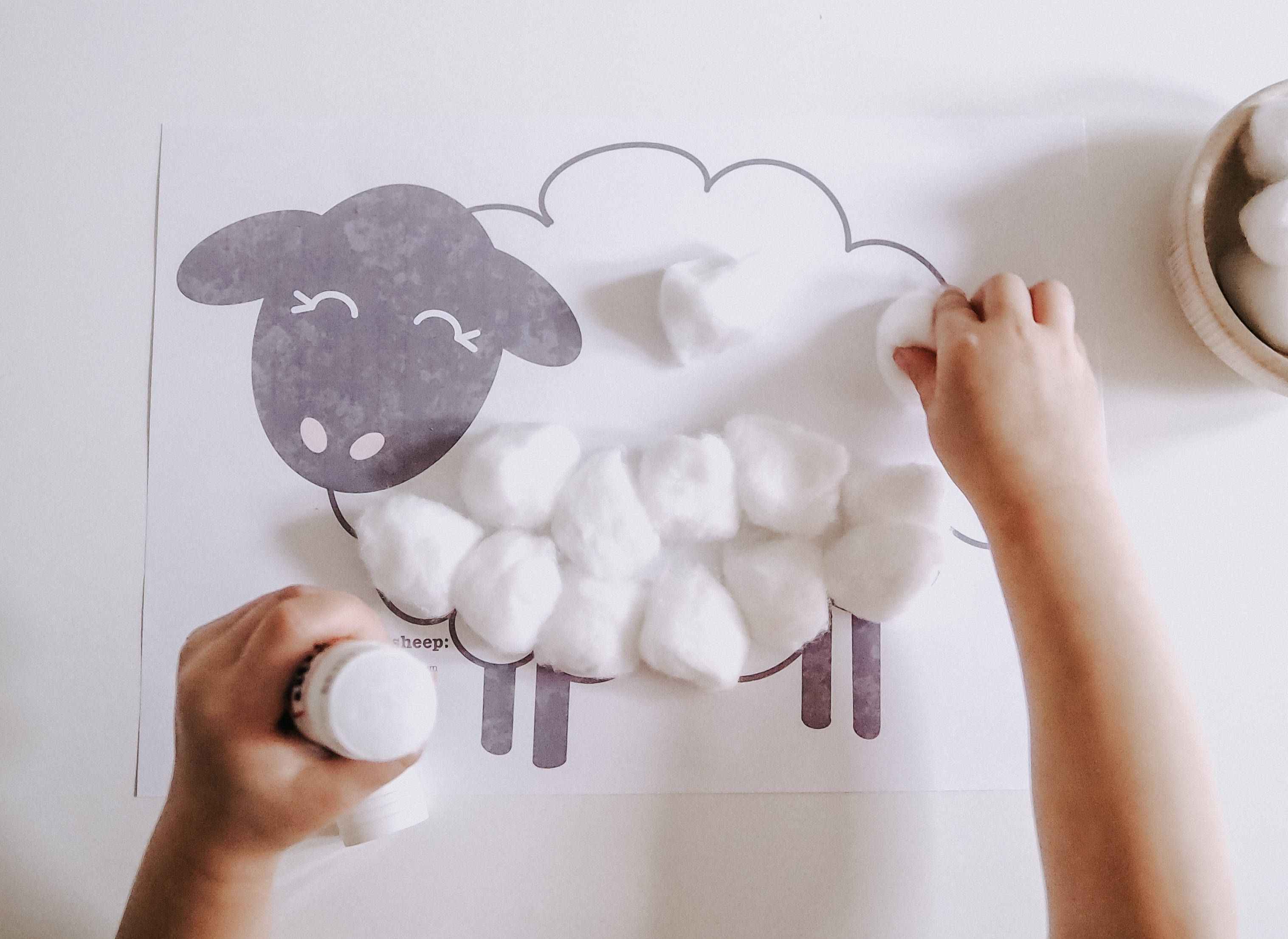 Free Sheep sticking activity pritable