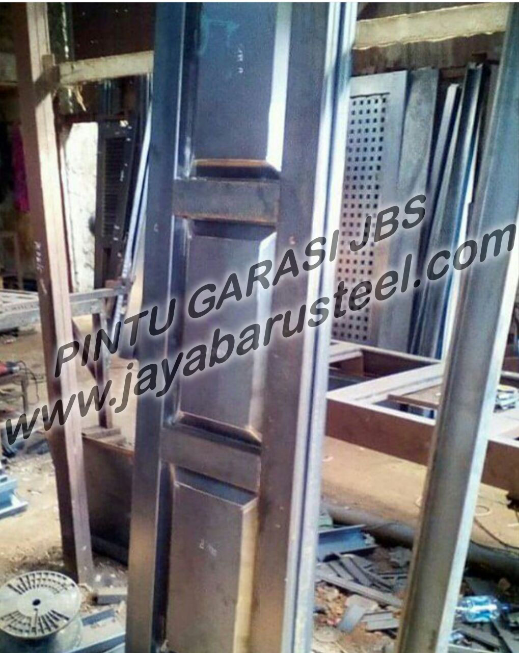 Harga Pintu  Lipat Garasi Surabaya Pintu  Garasi Besi 