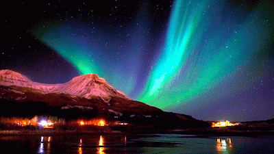 Seeing-the-Northern-Lights-searchlikethat