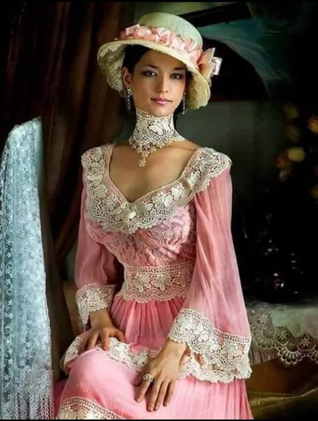 Барышня красавица. Кэтрин Пирс 1864. Девушка в старинном платье. Красивые старинные платья. Исторические платья.