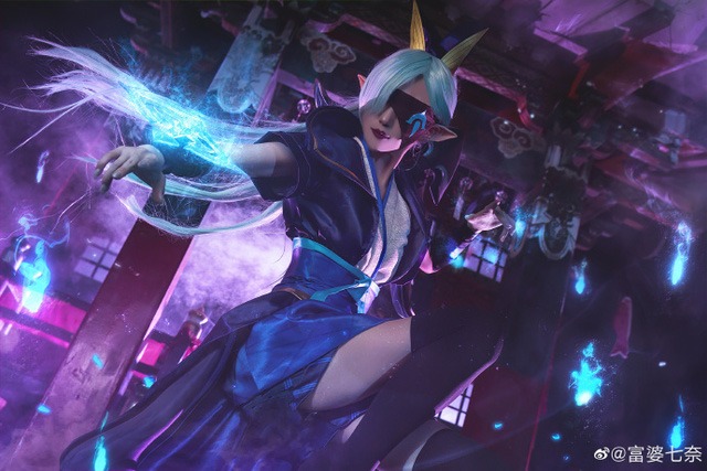 Chiêm ngưỡng loạt ảnh cosplay Vayne Tuyệt Vọng Chi Tiễn thần thái ngút trời của nữ người mẫu Trung Quốc