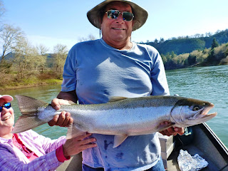 Umpqua River Fishing Guides