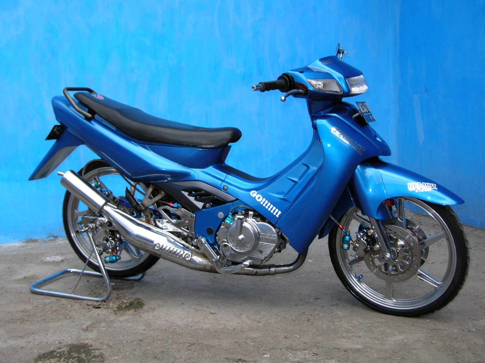 The Best Motor Modification Modif Suzuki Satria Blue Color Airbrush