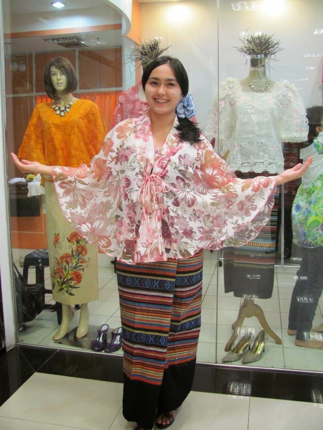 Kumpulan Foto Model Baju Kebaya Etnik  Trend Baju  Kebaya 