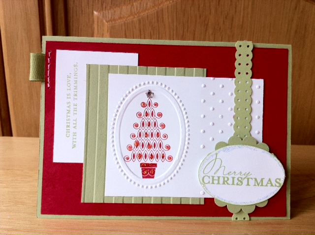 Linda's Craft Room: Five christmas cards and a little cracker!