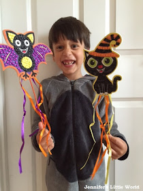 Halloween crafts for children with Baker Ross