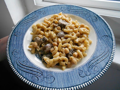 cheesy-garbanzo-bean-mushroom-casserole.jpeg