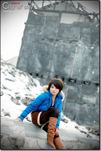 the Ruins,  the Girl (1)