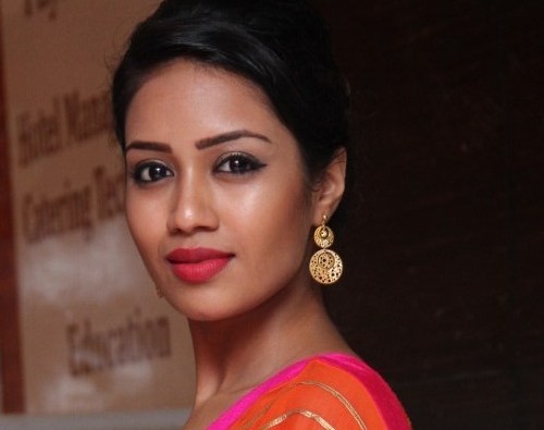 Nivetha Pethuraj Actress Hot, Sexy, Cute, Unseen, Spicy and HD Photos and Pictures