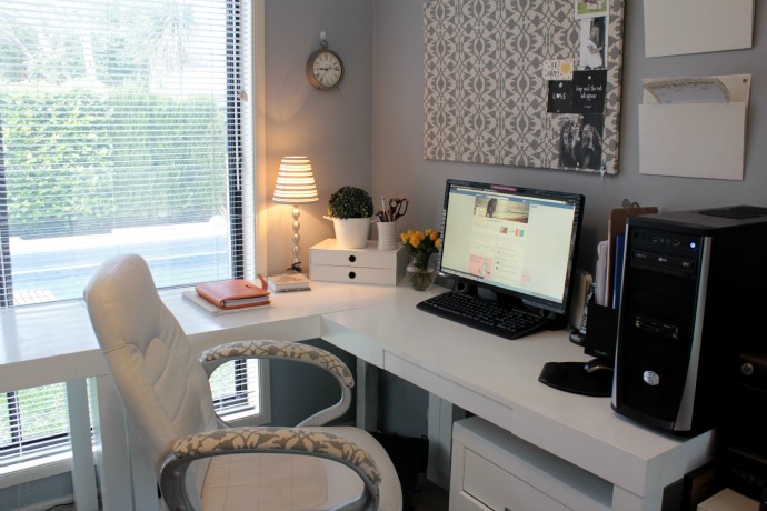 Grey Home Office 2