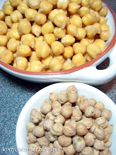 dried-and-soaked-chickpea