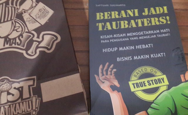 Resensi Buku “Berani Jadi Taubaters”