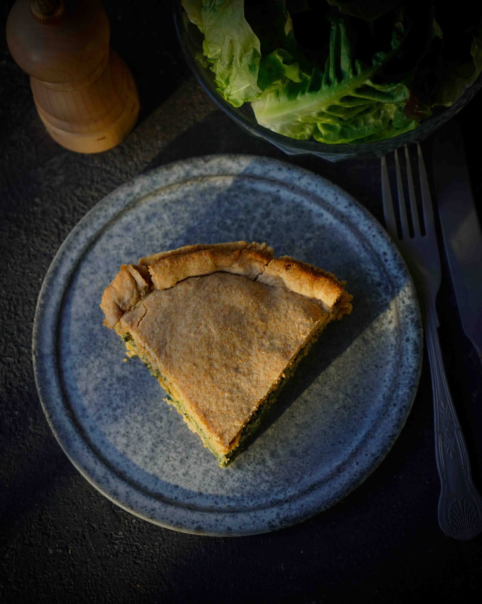 épinards , tourte aux légumes , ricotta