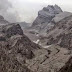 Menengok Puncak Gunung Kelud Pasca Meletus Dahsyat