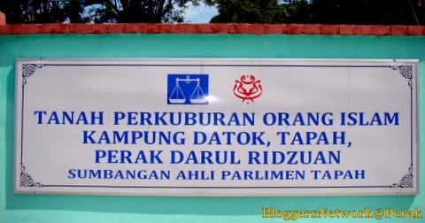 [kubur-umno.jpg]