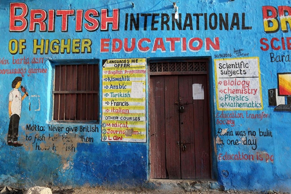 somalia storefront murals