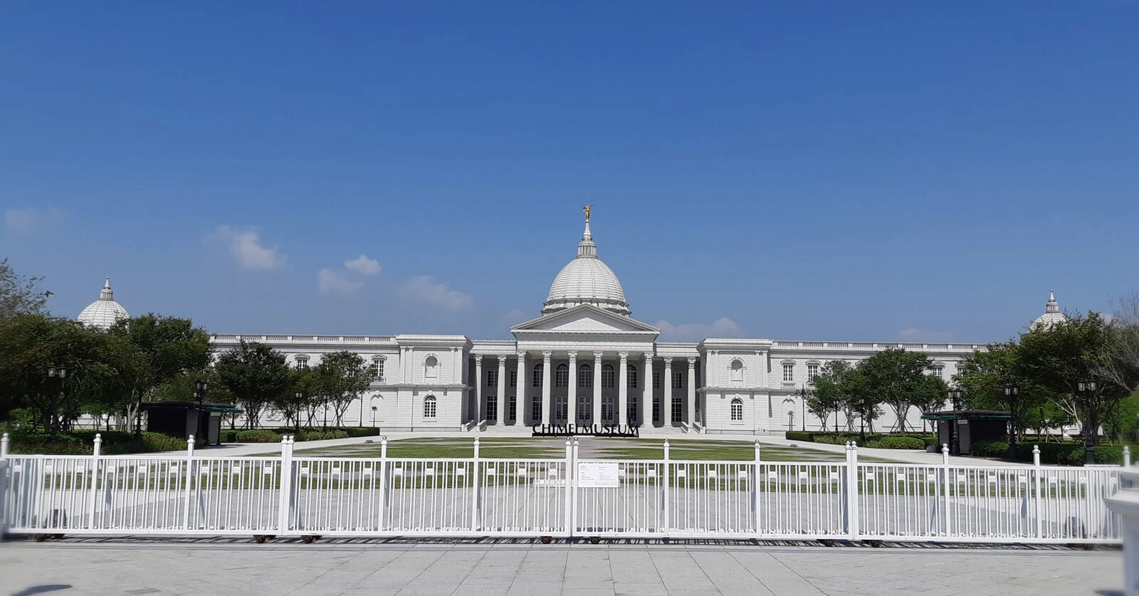 奇美博物館-台南-景點-推薦-奇美博物館交通-奇美博物館門票-美食-行程-奇美博物館自由行