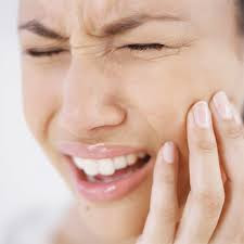 Bị đau răng sâu nên làm gì?-1