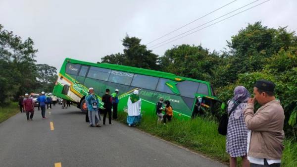 Bus Pengangkut Rombongan Calon Haji Asal Jambi Kecelakaan, Tidak Ada Korban Jiwa