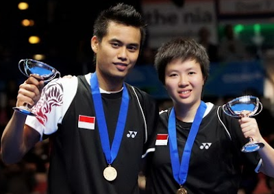 Liliyana Natsir dan Tantowi Ahmad