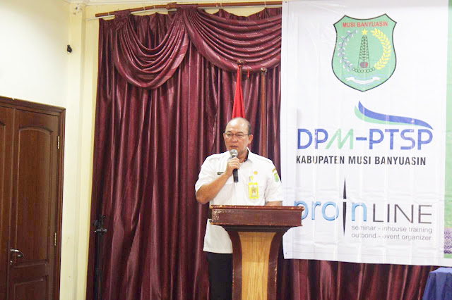 Gelar Training Service dan Public Speaking, Upaya DPMPTSP Tingkatkan Pelayanan