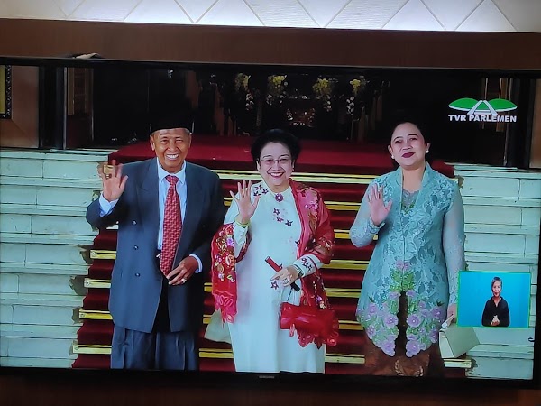 FLASHBACK: Megawati-Hamzah Haz Dan SBY-Boediono Saat Pelantikan Jokowi