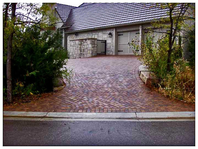 Brick Driveway Entrances3