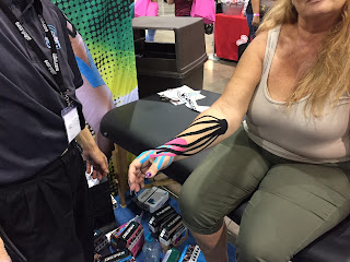 Kinesio Taping for swelling hand