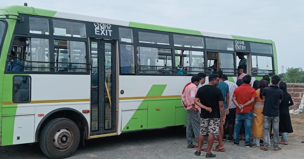 puri to bhubaneswar tourist bus