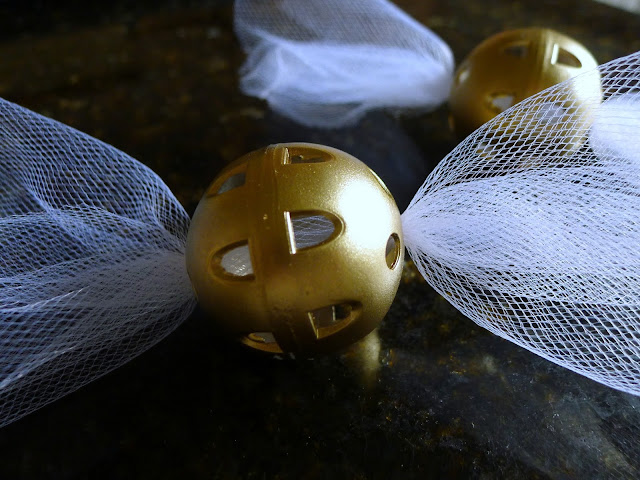 DIY Golden Snitch