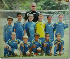 Armando con su equipo U-9