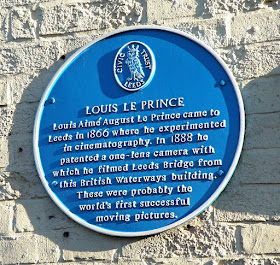 Placa conmemorativa Louis Le Prince en el puente de Leeds