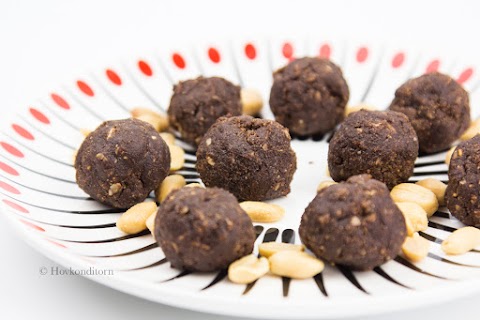 Peanut Butter Protein Balls