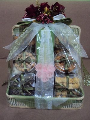 Hanya dari dapur ……… HANIZA TAMZIR: HAMPER KORPORAT