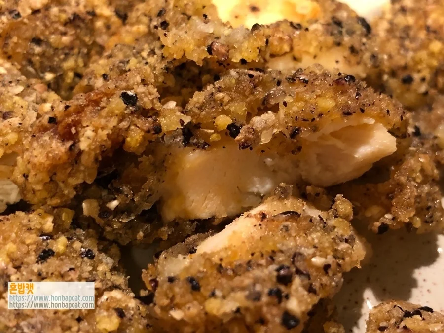 홈플러스 한판 곡물 치킨 샐러드, homeplus chicken salad for diet, Crunchy korean fried chicken, 혼술, 맥주안주, 와인안주  술안주, 혼술안주, 홈플러스 안주, homeplus, 홈플러스치킨, 홈플러스, 치킨샐러드, 곡물치킨샐러드, 다이어트