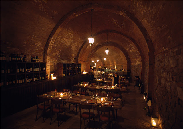 Italian-restaurant-castel-monastero-cantina