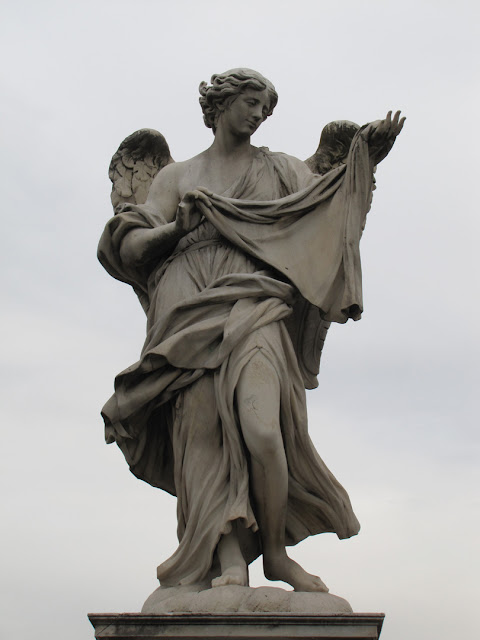 Angel with the Sudarium by Cosimo Fancelli, Ponte Sant'Angelo, Rome