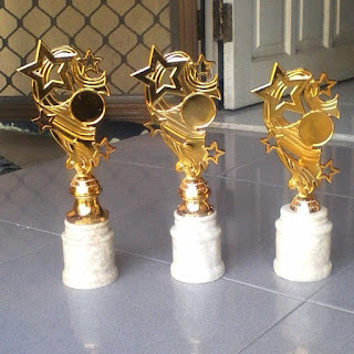 Jual Piala Trophy Murah, Harga Pial ... Jual Piala Grosir, Jual Piala Sepak ... piala kejuaraan, jual piala plastik, piala murah jakarta, toko piala makassar,Katalog Piala Murah, Jual Aneka Macam Piala Lomba, Daftar Harga Piala Murah, Produsen Piala Surabaya, Toko Piala Murah, Tempat Jual piala