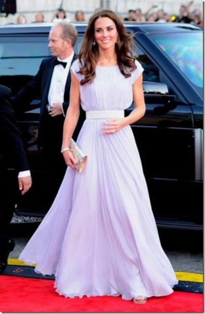 Kate-Middleton-bafta-lilac Alexander McQueen