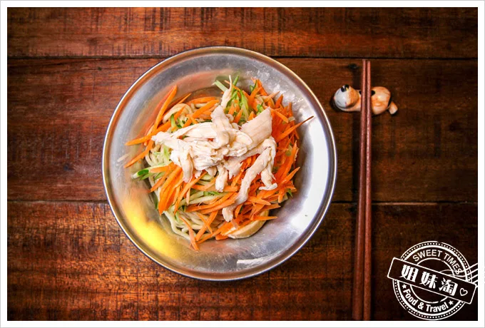 麵、微涼很香胡麻醬