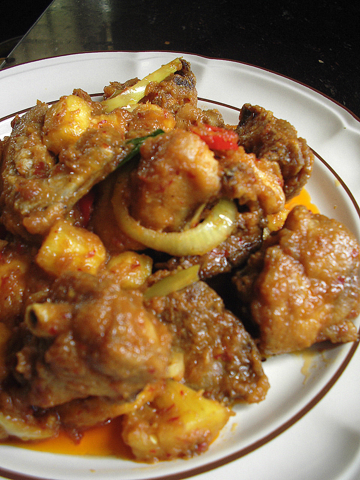 AYAM GORENG NENAS