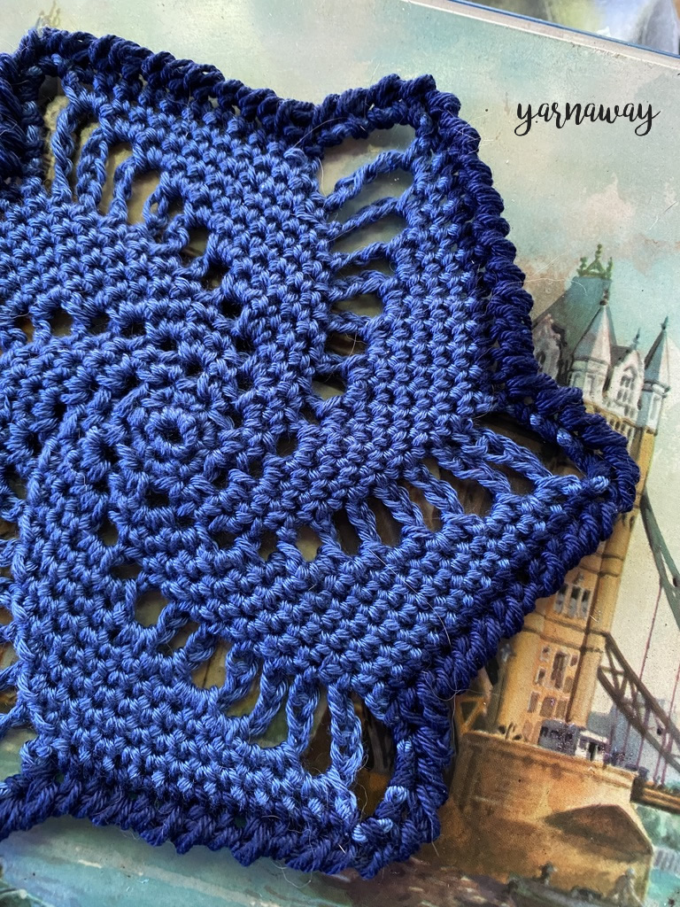 FREE Written Crochet Pattern: Book Sleeve - YARNutopia & More YARNutopia &  More