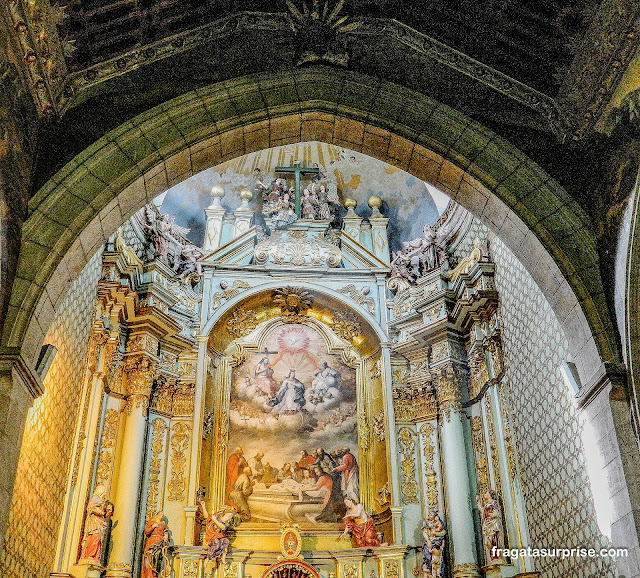 Altar da Catedral de Quito no Equador