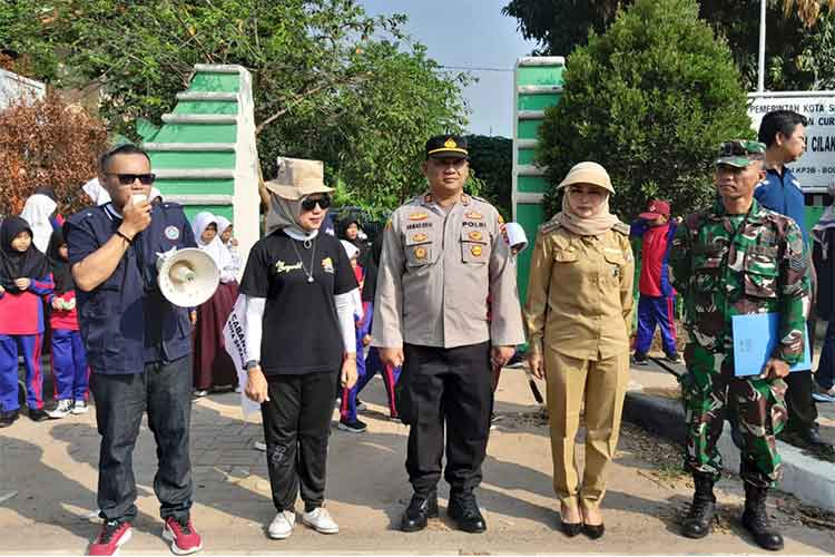 PGRI Kecamatan Curug Gelar Lomba Gerak Jalan dalam Rangka Hari Guru Nasional dan Hut PGRI ke-78