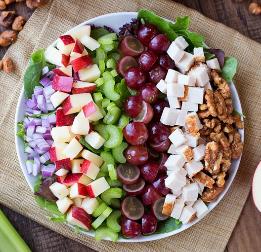 CHICKEN APPLE WALNUT SALAD #healthy #summer